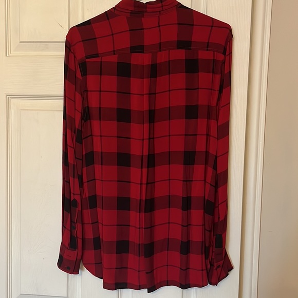 Wilfred Free Aritzia Plaid button down top - Picture 3 of 4